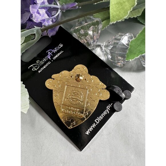 Disney Cinderella Trading Pin Princess Crest Shield Lapel Pin Brooch Jewelry - Picture 5 of 8